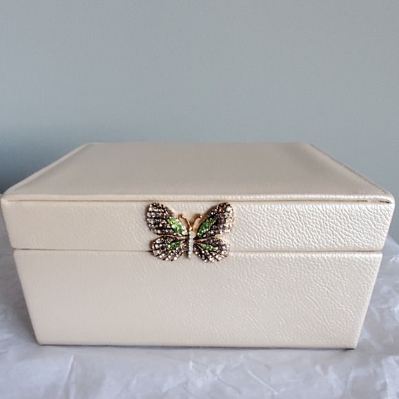 Jewelry - Jewelry box